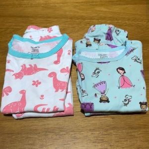 2 set Carter’s pajamas 12 months